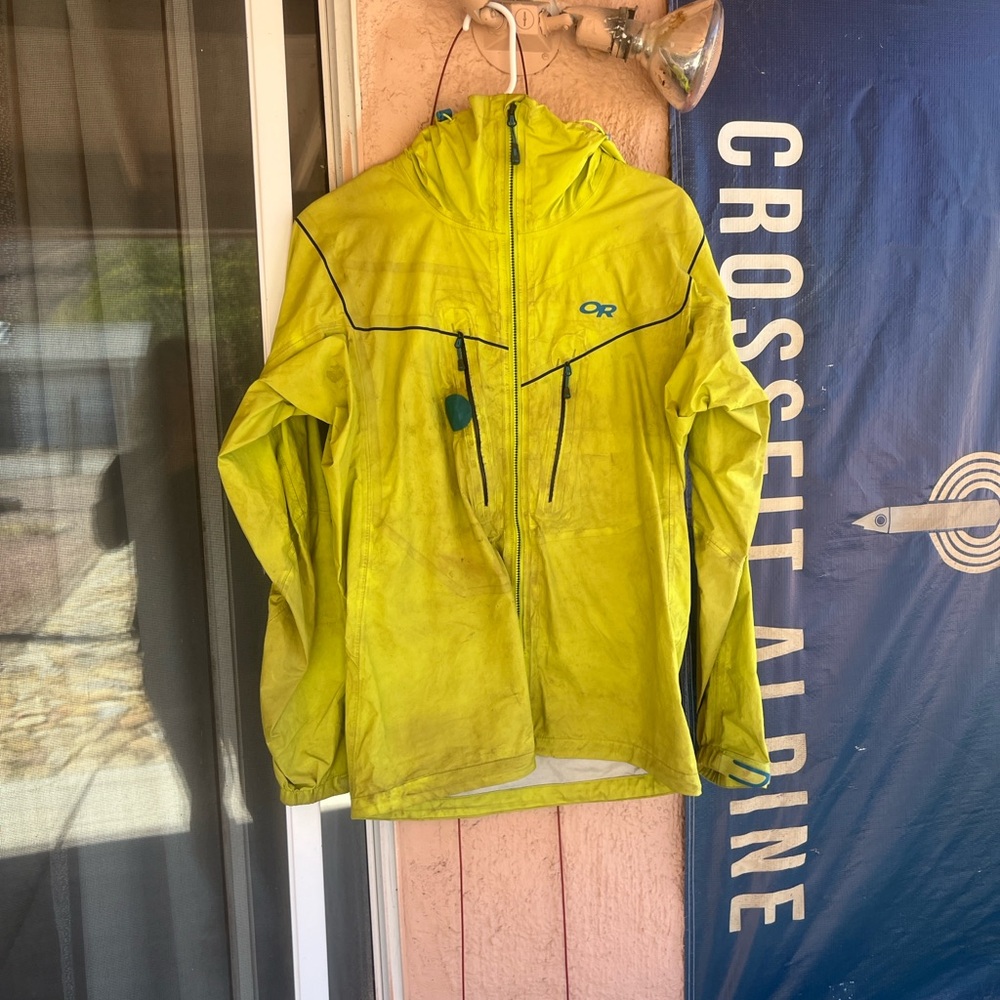 Men’s realm rain jacket outdoor research